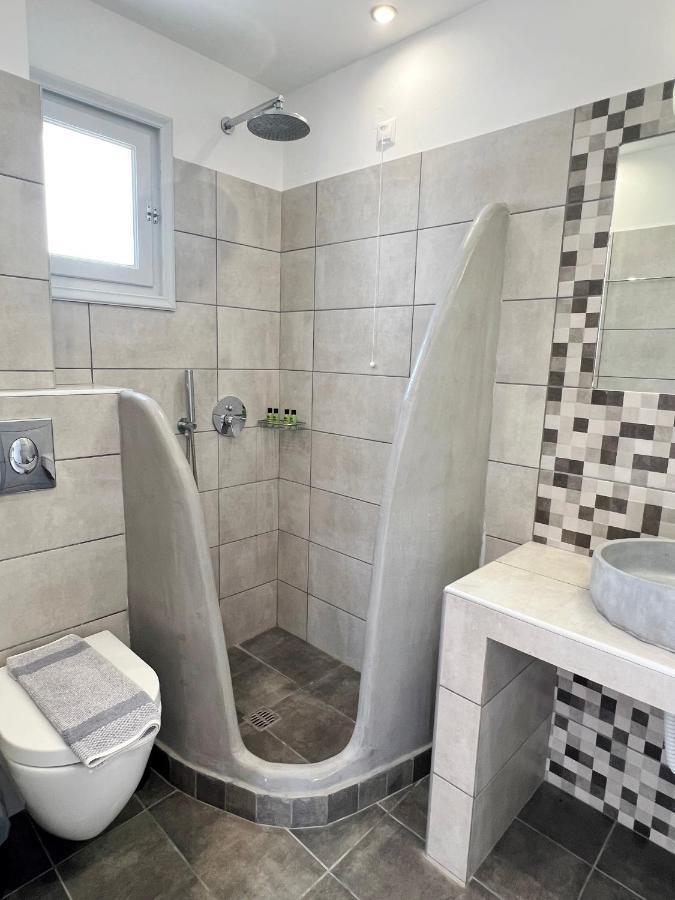 White Lily Suites & Lofts - Adults Only 16 Plus Perivolos  Exterior photo